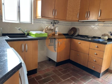 Moradia T3 para Venda em Moncarapacho e Fuseta