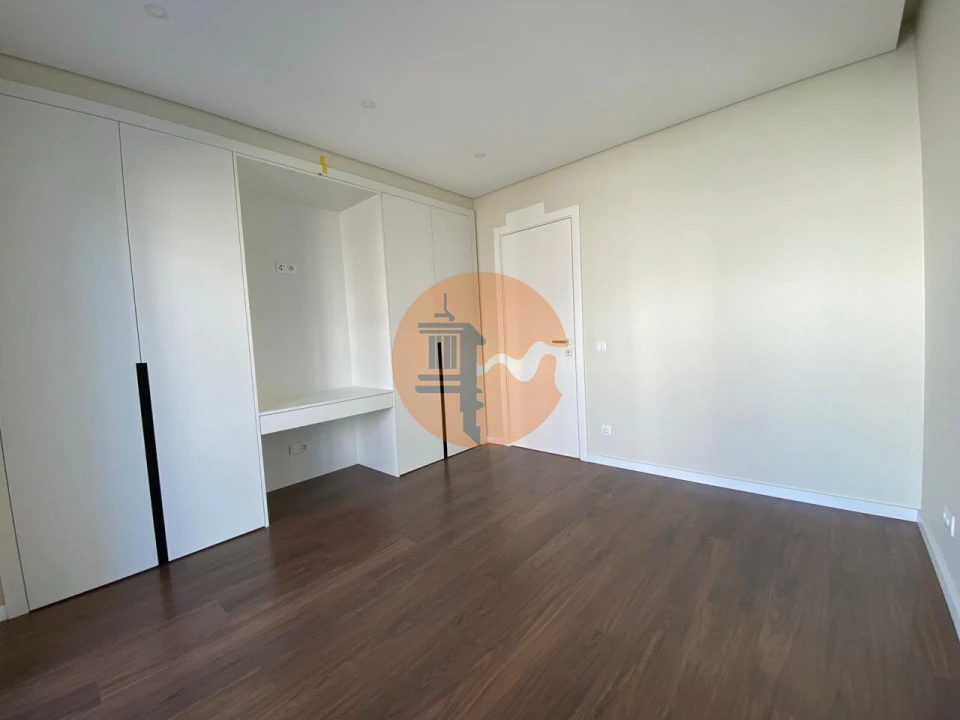 Apartamento T2 para Venda em Loule (São Clemente) Foto 14