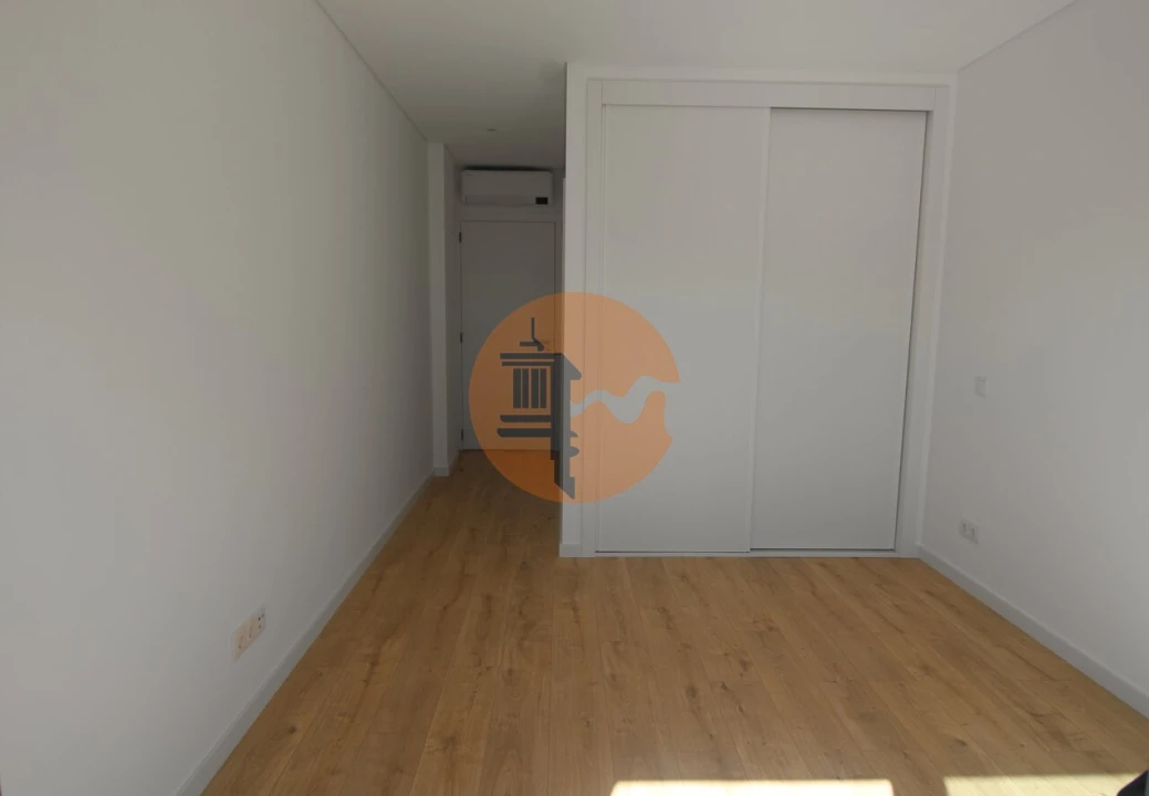 Apartamento T4 para Venda em Tavira (Santa Maria e Santiago) Foto 13