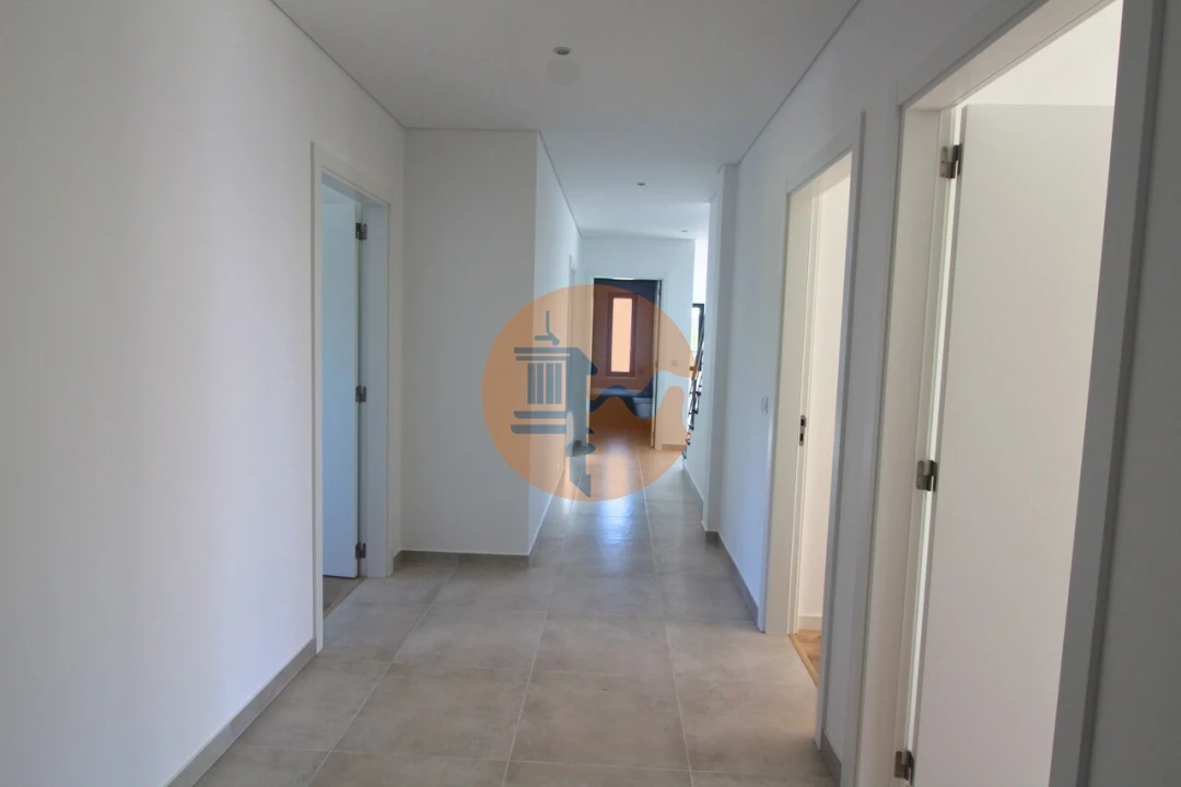 Apartamento T4 para Venda em Tavira (Santa Maria e Santiago) Foto 24