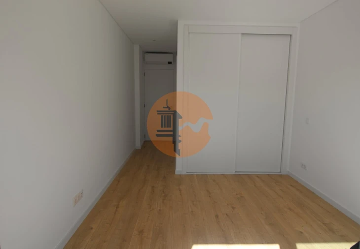 Apartamento T4 para Venda em Tavira (Santa Maria e Santiago) Foto 13