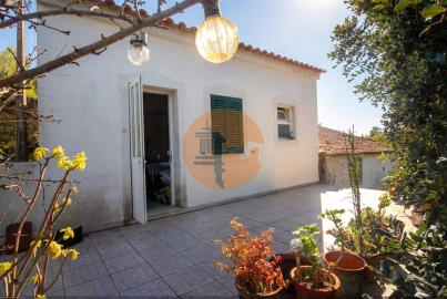 Quinta T2 para Venda em Luz de Tavira e Santo Estêvão