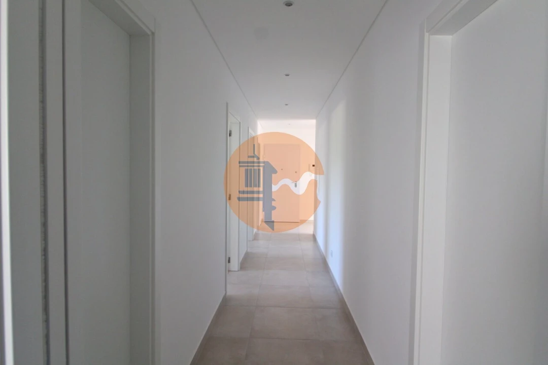 Apartamento T4 para Venda em Tavira (Santa Maria e Santiago) Foto 13