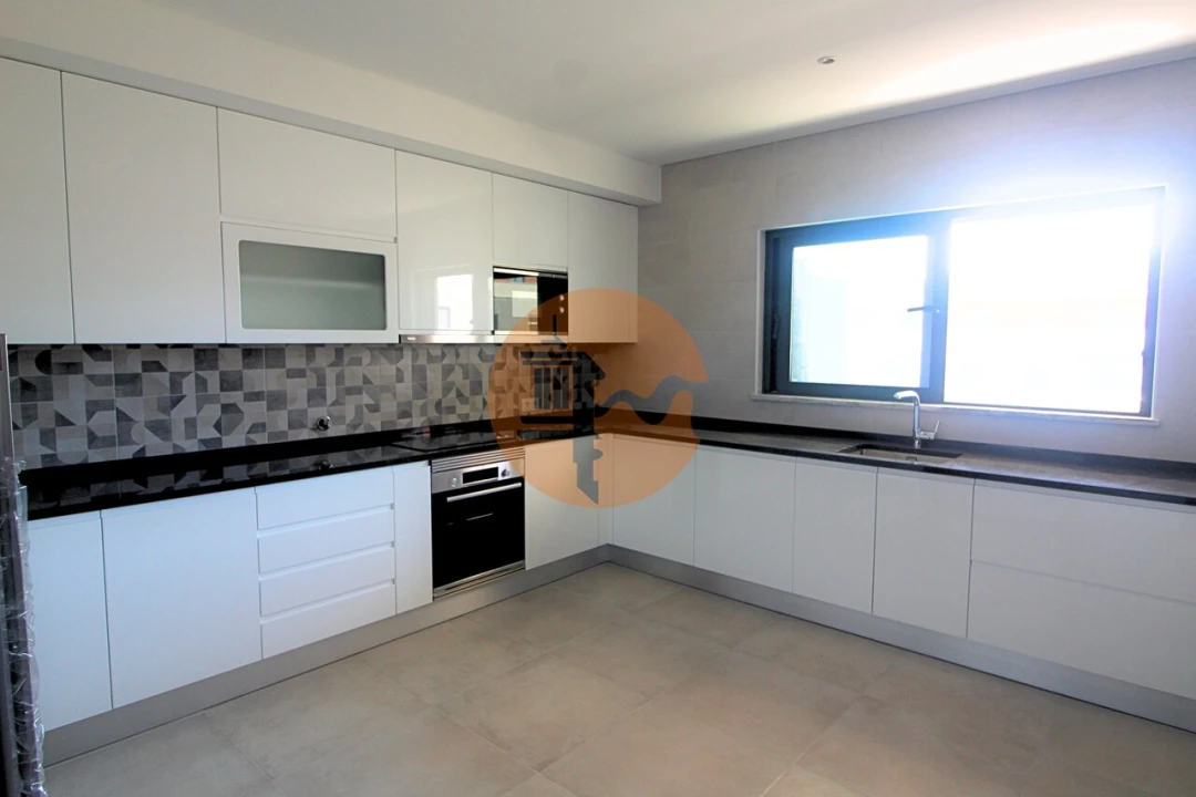 Apartamento T4 para Venda em Tavira (Santa Maria e Santiago) Foto 4