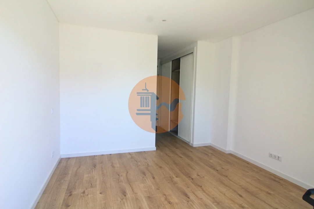 Apartamento T4 para Venda em Tavira (Santa Maria e Santiago) Foto 23