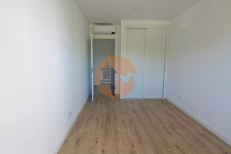 Apartamento T4 para Venda em Tavira (Santa Maria e Santiago) Foto 16