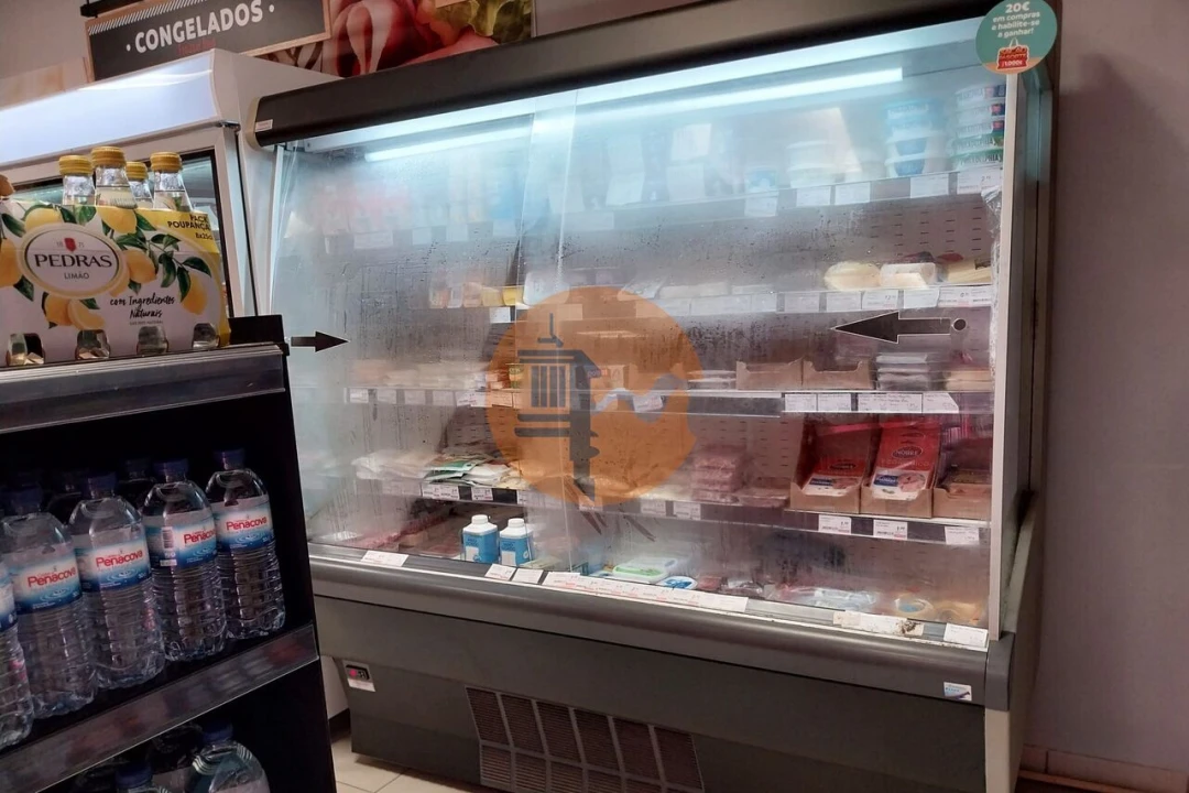 Loja para Trespasse em Altura Foto 22