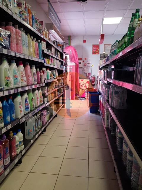 Loja para Trespasse em Altura