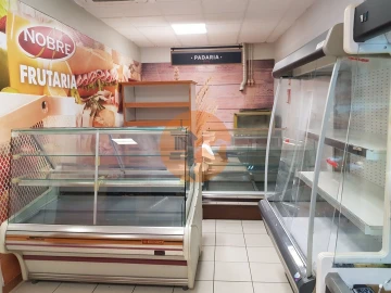 Loja para Trespasse em Altura