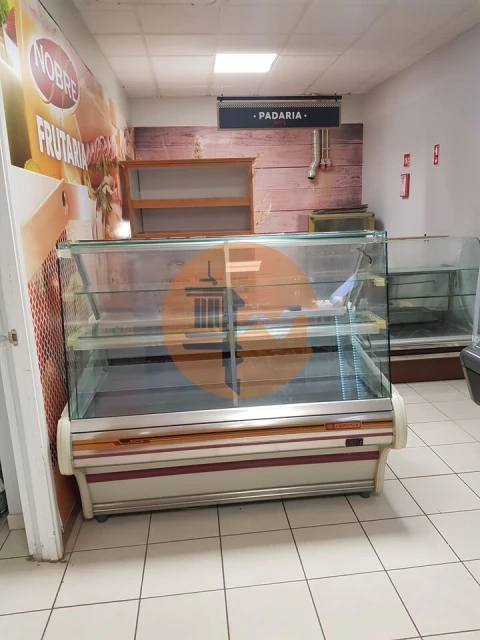 Loja para Trespasse em Altura