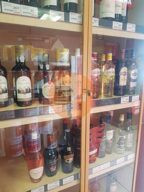 Loja para Trespasse em Altura