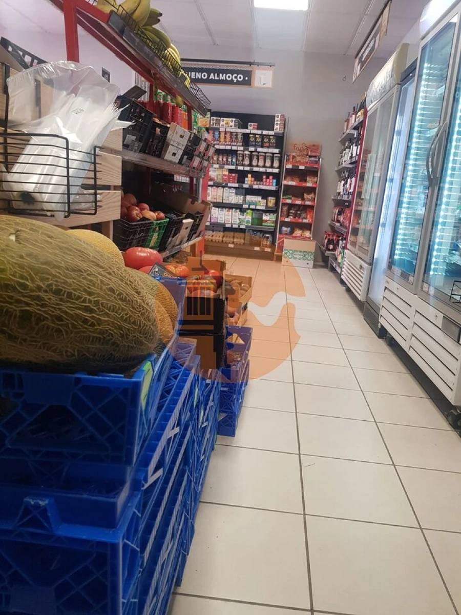 Loja para Trespasse em Altura Foto 12