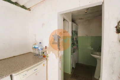 Moradia T3 para Venda em Moncarapacho e Fuseta