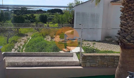 Moradia T3 para Venda em Moncarapacho e Fuseta