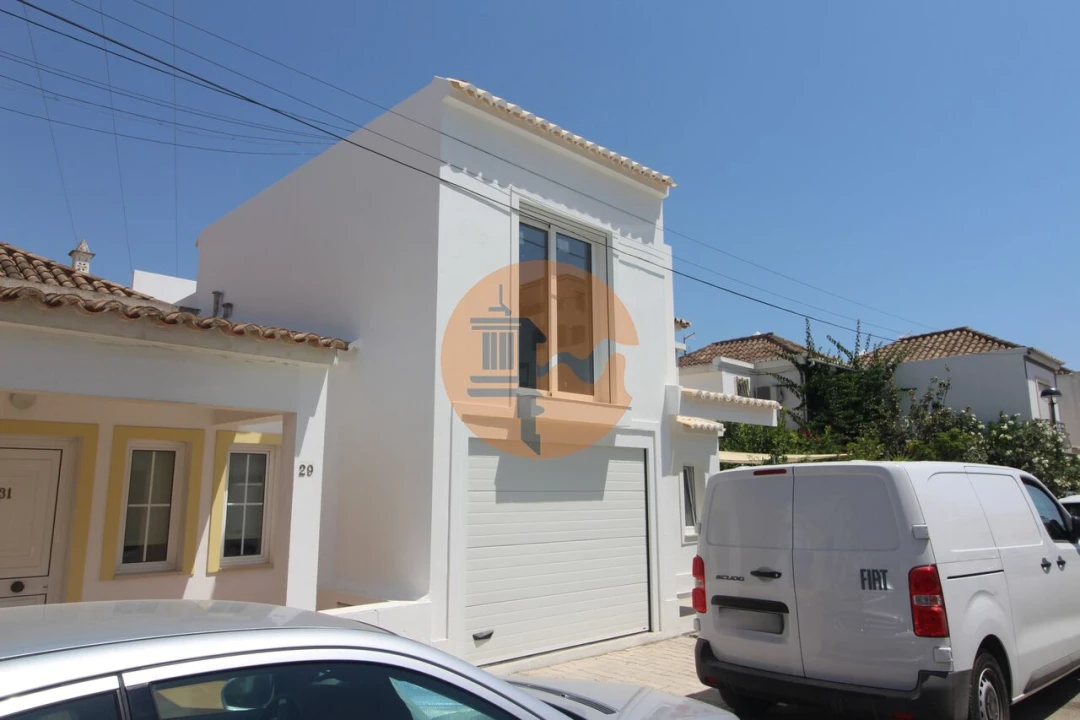 Moradia T3 para Venda em Tavira (Santa Maria e Santiago) Foto 1