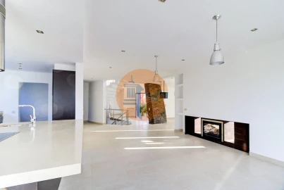 Moradia T4 para Venda em Tavira (Santa Maria e Santiago)