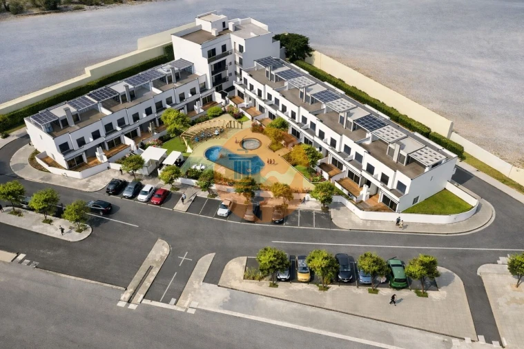 Terreno para Venda em Faro (Sé e São Pedro)