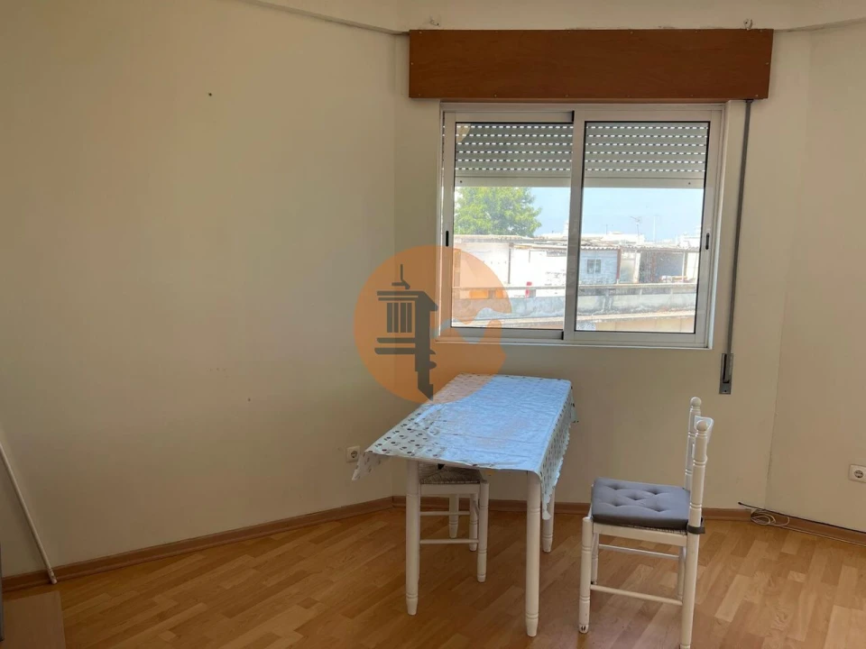 Apartamento T3 para Venda em Faro (Sé e São Pedro) Foto 6
