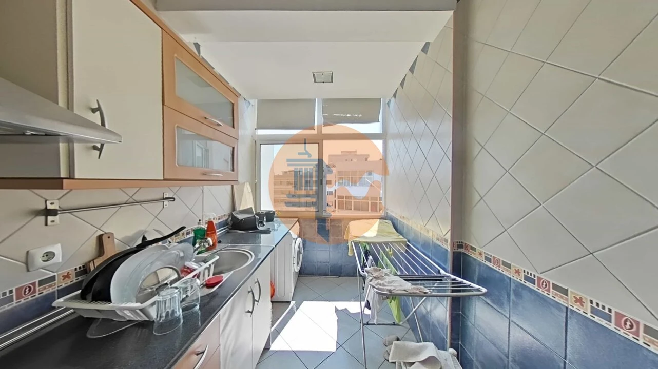 Apartamento T3 para Venda em Faro (Sé e São Pedro) Foto 9