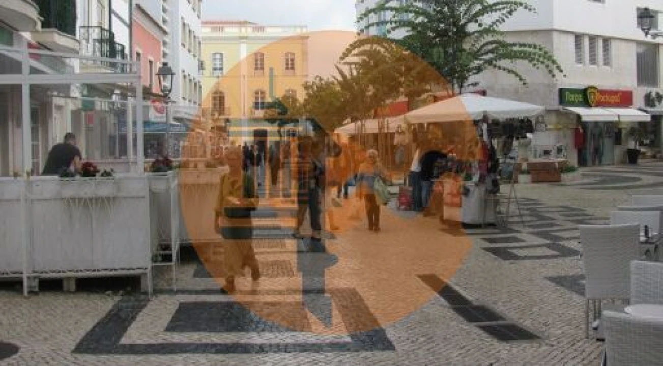 Moradia T2 para Venda em Conceição e Estoi Foto 4