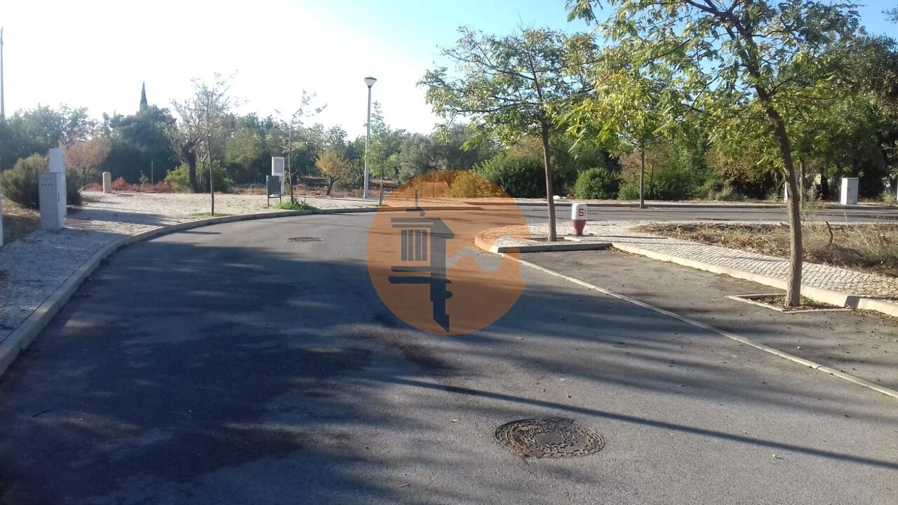 Terreno para Venda em Conceição e Estoi Foto 11