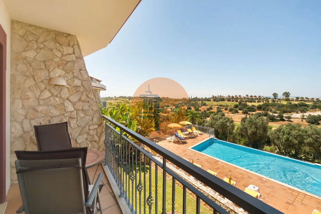 Apartamento T2 para Venda em Estômbar e Parchal Foto 15