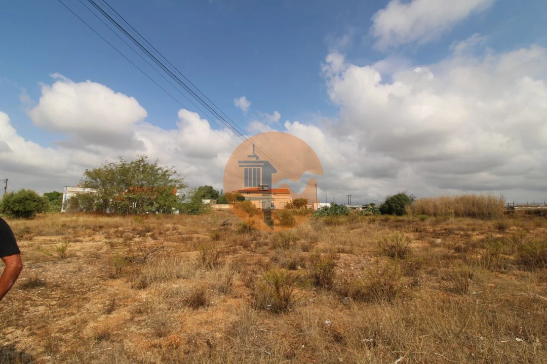 Terreno para Venda em Conceição e Estoi Foto 10