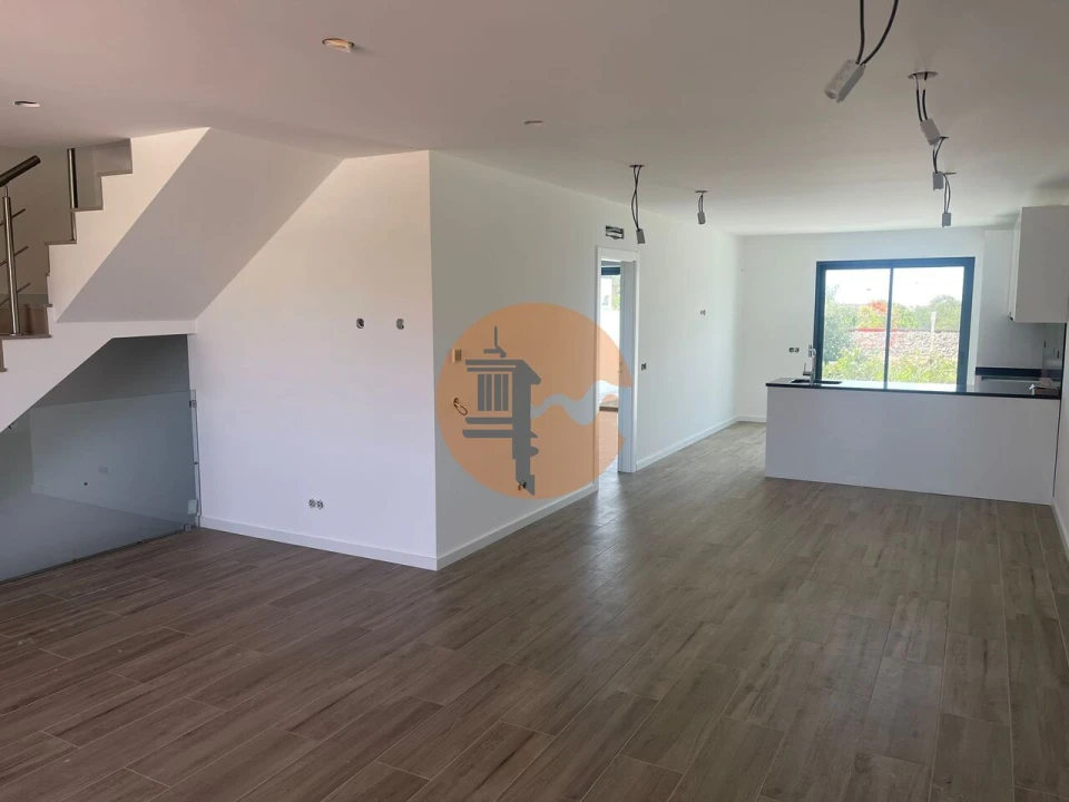 Moradia T4 para Venda em Tavira (Santa Maria e Santiago) Foto 3