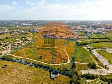 Terreno para Venda em Faro (Sé e São Pedro)