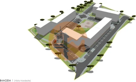 Terreno para Venda em Faro (Sé e São Pedro)