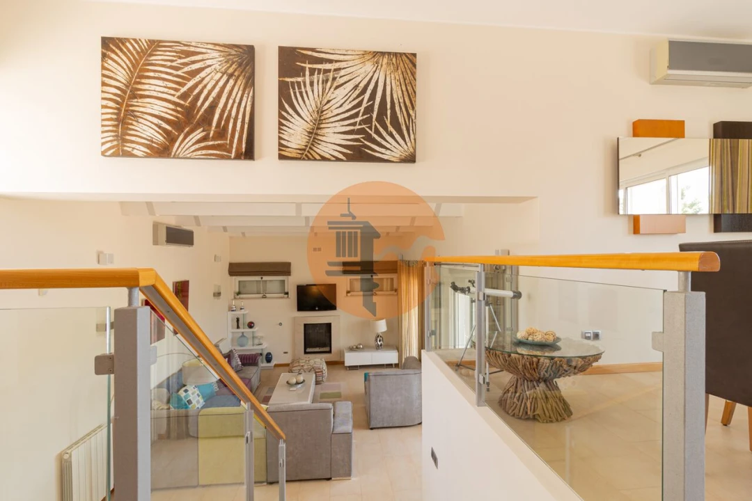 Moradia T3 para Venda em Estômbar e Parchal Foto 25