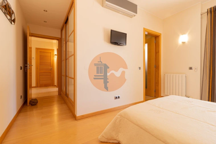 Moradia T3 para Venda em Estômbar e Parchal Foto 31