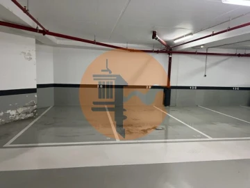 Apartamento T4 para Venda em Alcantara