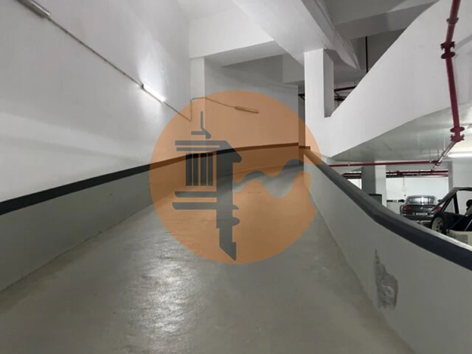 Apartamento T4 para Venda em Alcantara Foto 31