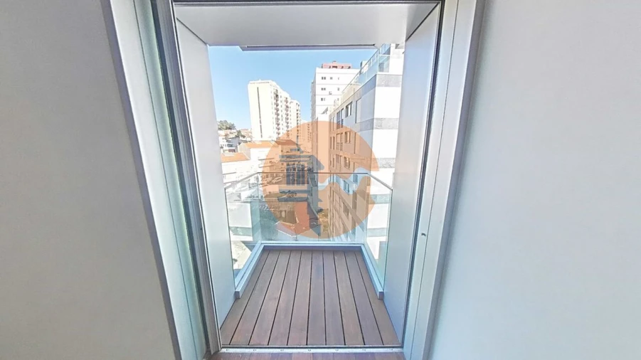 Apartamento T4 para Venda em Alcantara Foto 52