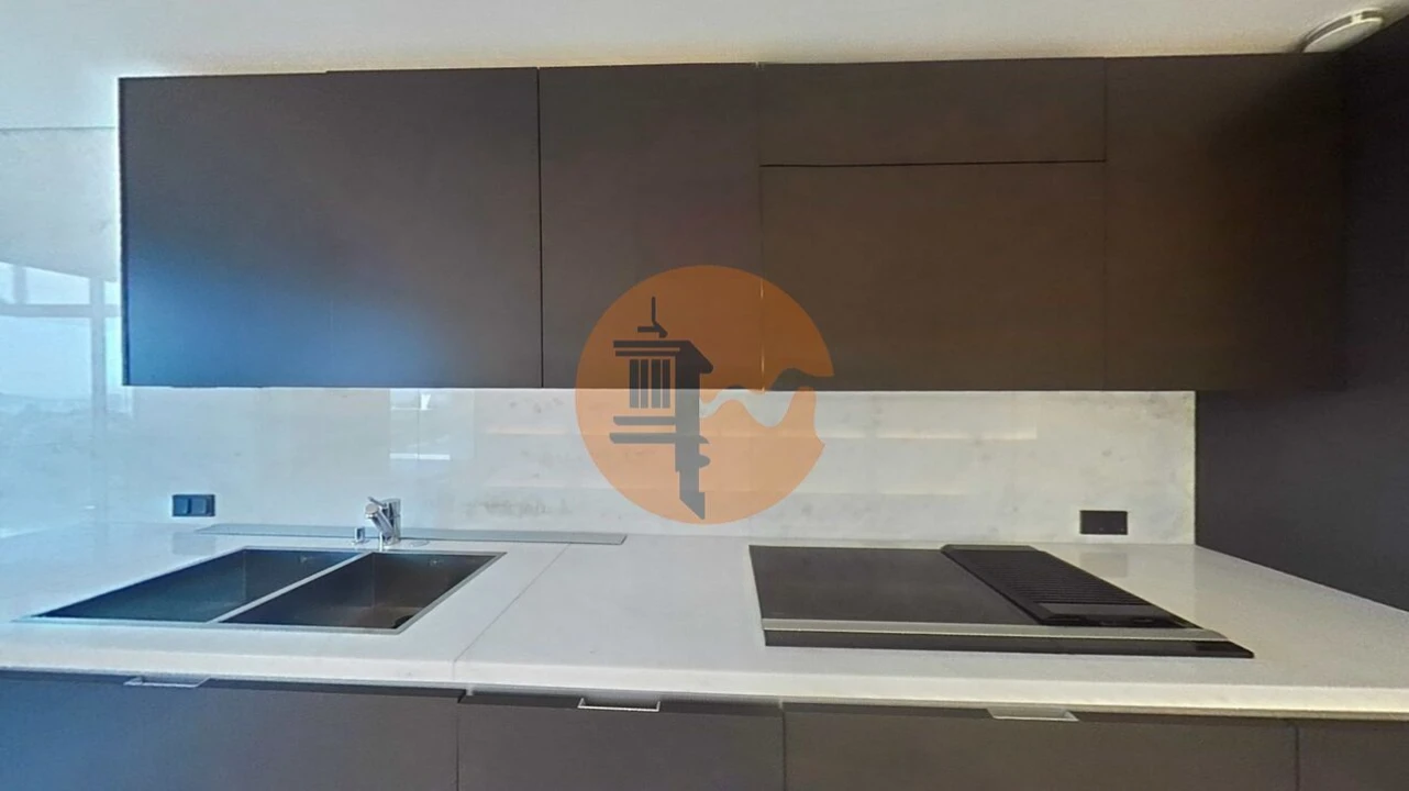 Apartamento T4 para Venda em Alcantara Foto 8