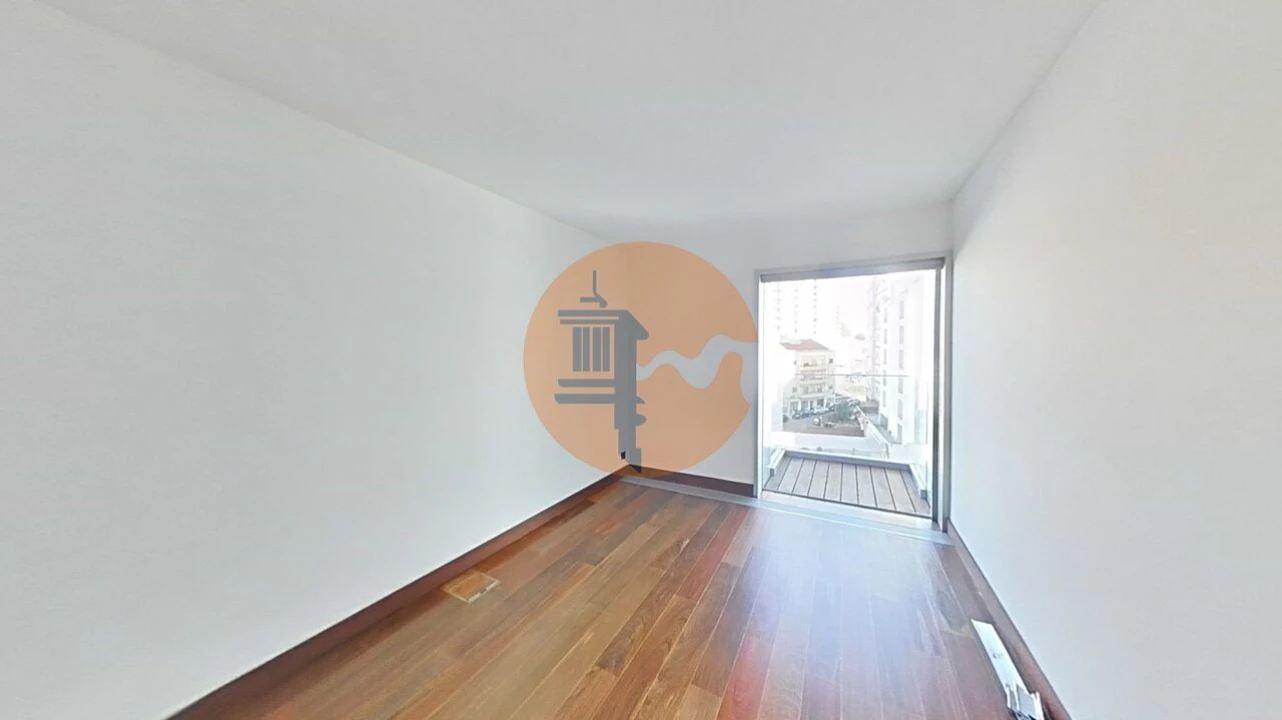 Apartamento T4 para Venda em Alcantara Foto 31