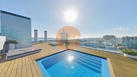 Apartamento T4 para Venda em Alcantara