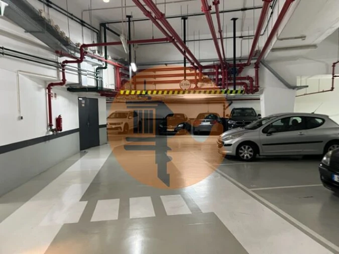 Apartamento T4 para Venda em Alcantara Foto 10