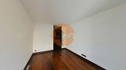 Apartamento T4 para Venda em Alcantara