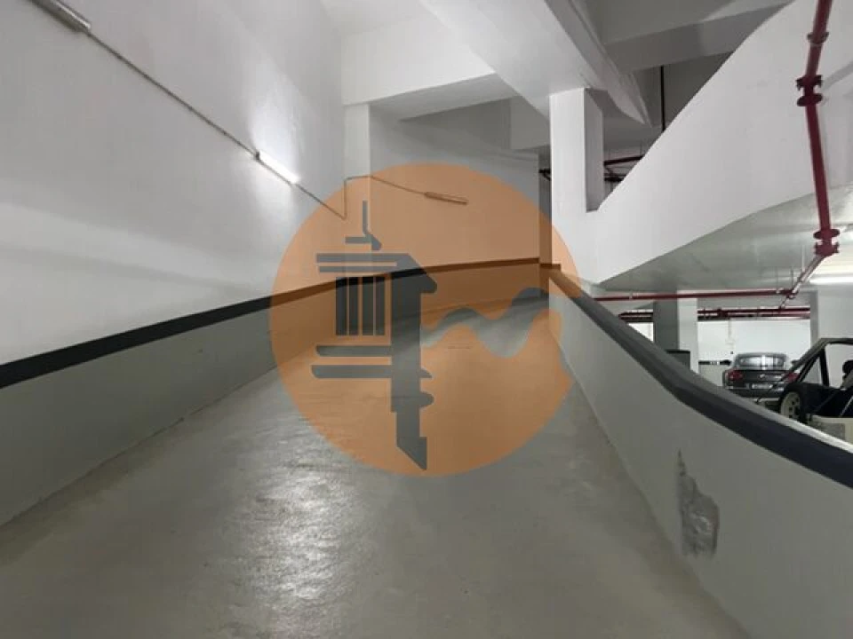 Apartamento T4 para Venda em Alcantara Foto 31