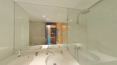 Apartamento T4 para Venda em Alcantara