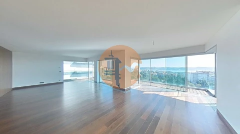 Apartamento T4 para Venda em Alcantara