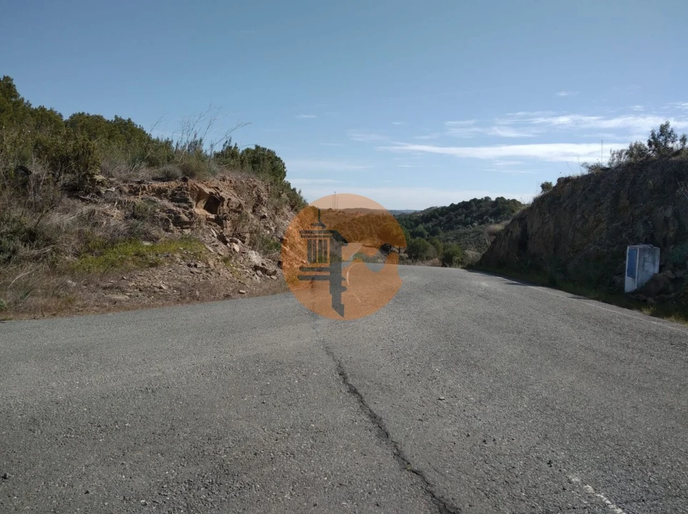 Quinta T0 para Venda em Alcoutim e Pereiro Foto 1