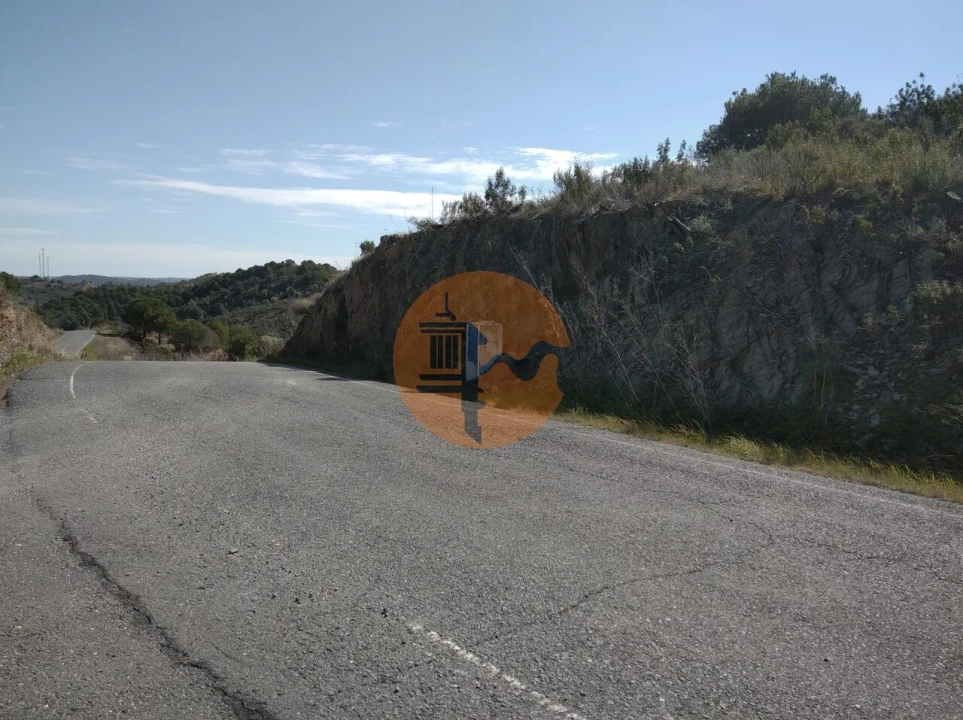 Quinta T0 para Venda em Alcoutim e Pereiro Foto 4