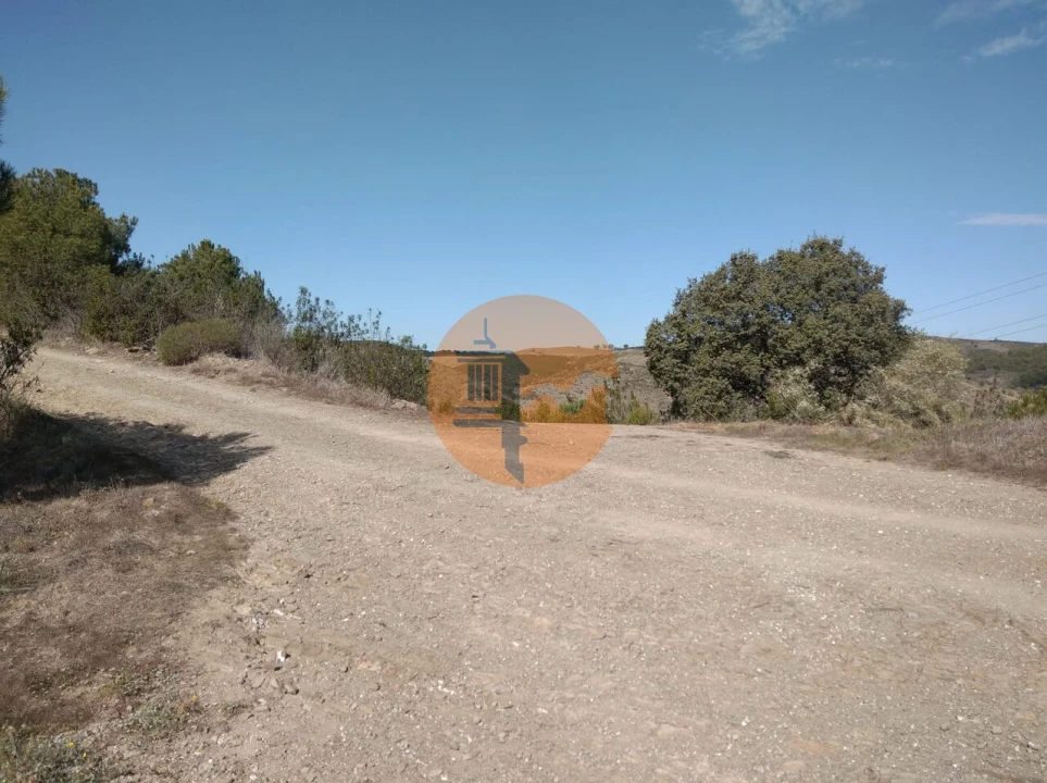 Quinta T0 para Venda em Alcoutim e Pereiro Foto 17