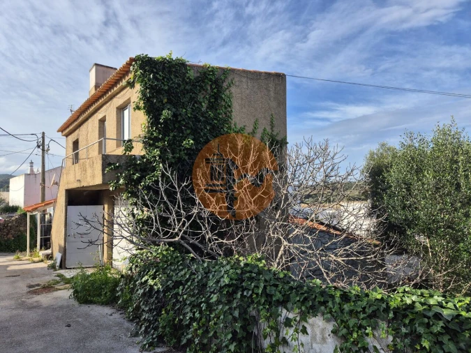 Moradia T3 para Venda em Alcoutim e Pereiro