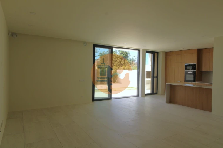 Moradia T4 para Venda em Tavira (Santa Maria e Santiago) Foto 9