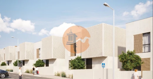 Moradia T3 para Venda em Moncarapacho e Fuseta