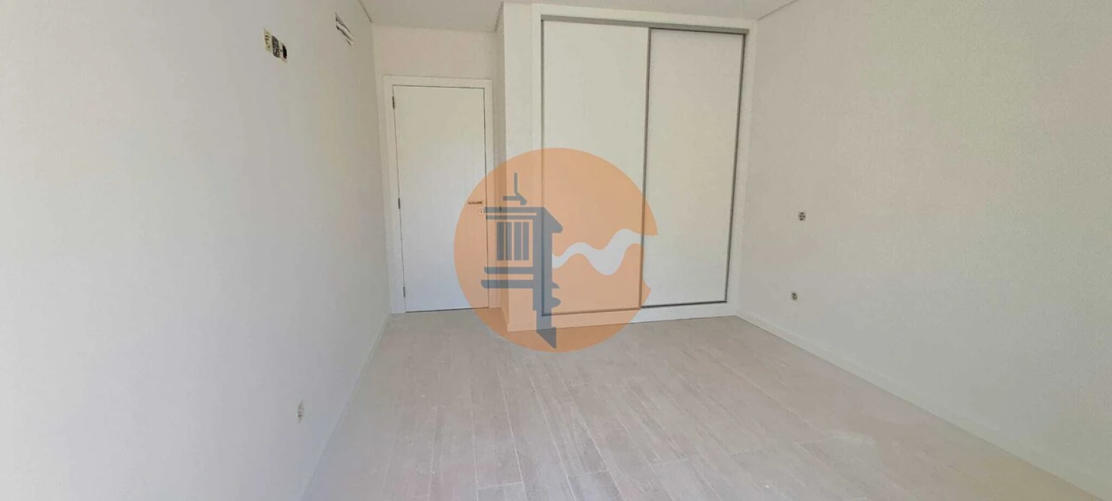 Apartamento T3 para Venda em Tavira (Santa Maria e Santiago) Foto 32